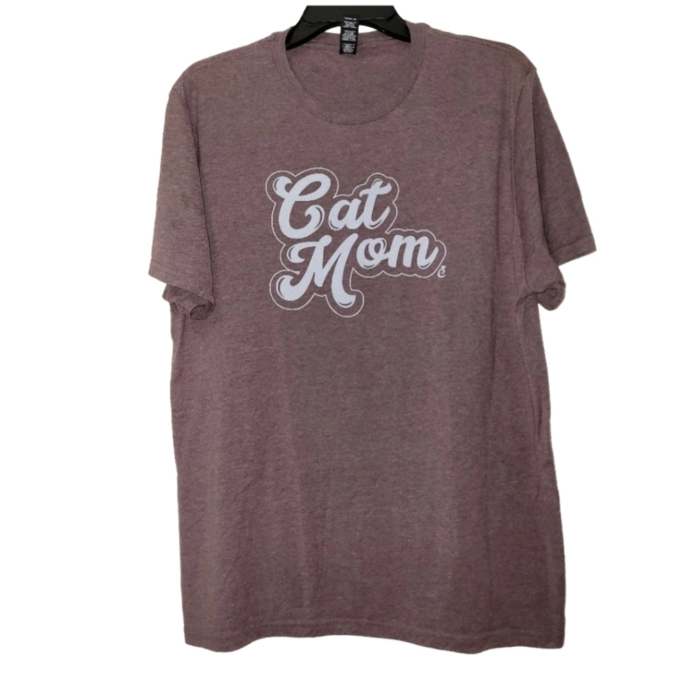 Women's Cat Lady Purple "Cat Mom" T-shirt Unisex Large